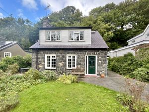 Photo 1- click for photo gallery